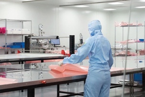 A fully custom cleanroom solution for a hi-tech company