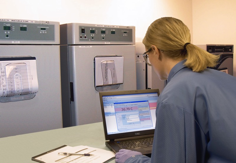 A strategy for wireless monitoring compliant with 21 CFR Part 11