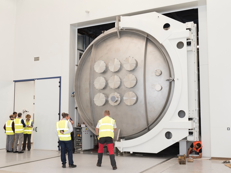 RAL Space installed a second satellite instrument test chamber at its site in Oxfordshire