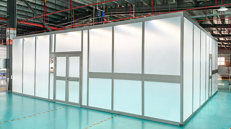 Airkey wins trust of UK customer: ISO 8 Modular Cleanroom delivered for medical device manufacturing