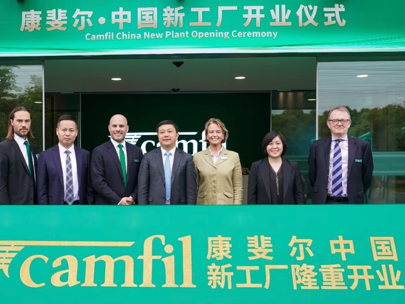From left to right: Dan Larson, Zhang Zhan, Mark Simmons, Wang Xiangyuan, Marie-Claire Swärd Capra, Mao Yaping, Alan O’Connell