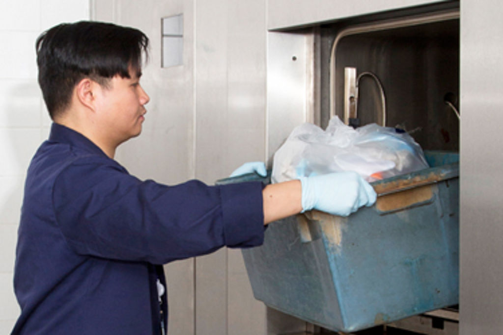 How to load an autoclave