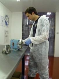 AxFlow creates cleanroom for hygienic pump maintenance