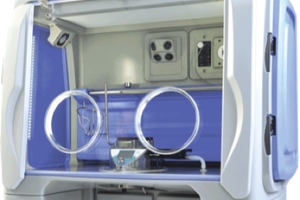 Bioquell highlights suitability of Qube aseptic workstation 