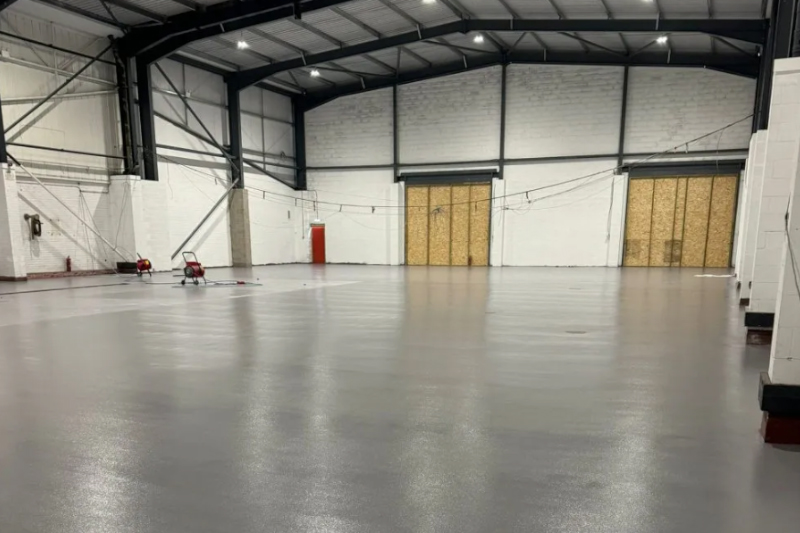 Kemtile delivers draining and flooring solution for Thomas Hardy Group