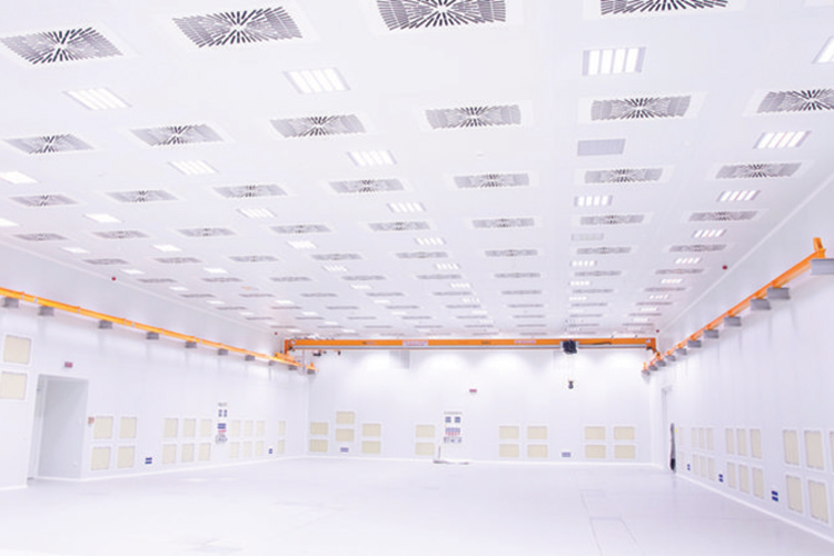 Building one of Europe’s largest cleanrooms