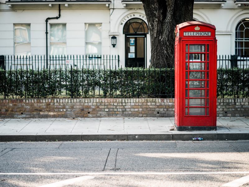 Connect 2 Cleanrooms rebrands as Angstrom Technology in the UK