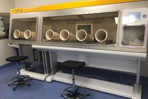 Containment build at UK pharmacy unit helps speeds patient care 