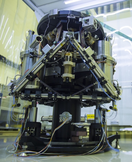 ESA installs six-degree-of-freedom microvibration machine
