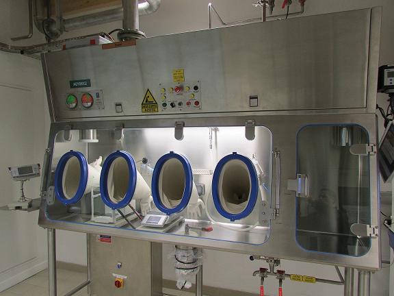 Extract Technology supplies dispensing isolator to Oril Industrie