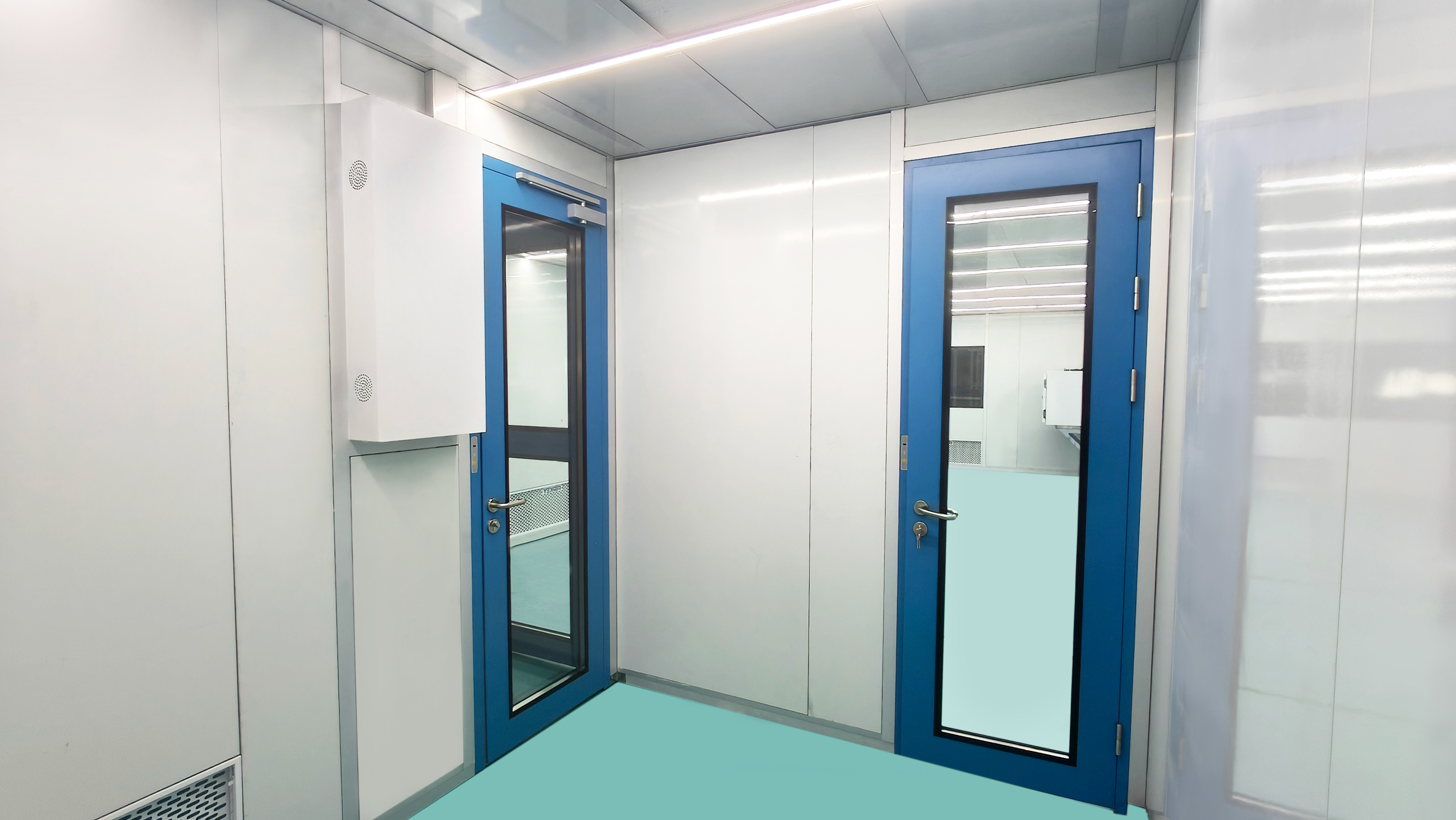 Factory-built and factory-proven: Airkey modular cleanroom for satellite laser systems