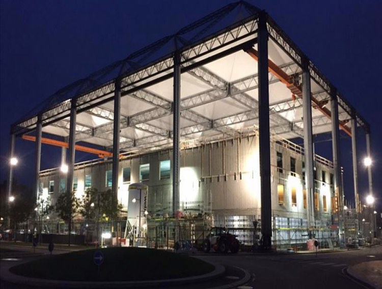 Fast-track: The loop process for cleanroom construction