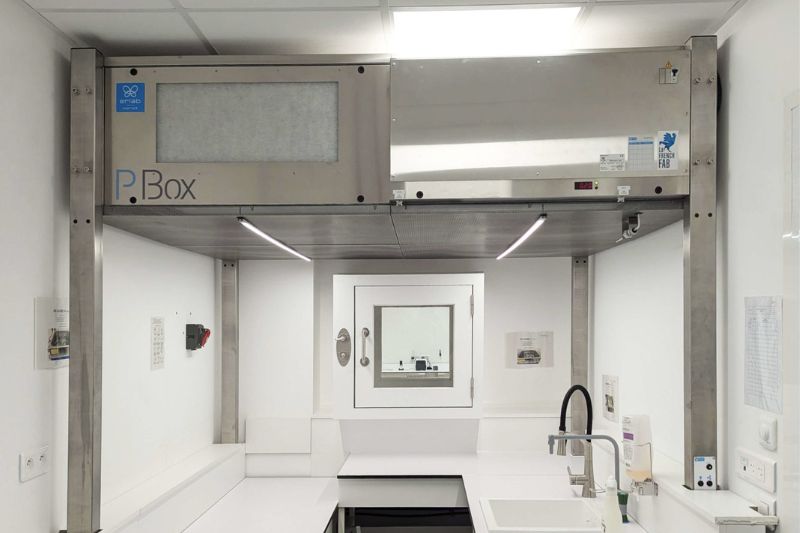 FineHeart installs bespoke ISO Class 5 ceiling solution from Erlab