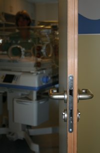 German hospital installs copper touch surfaces