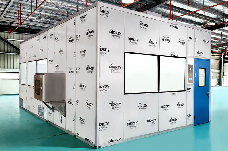 Hands-free access and adjustable privacy: Airkey's factory proven ISO6 Cleanroom for optics production