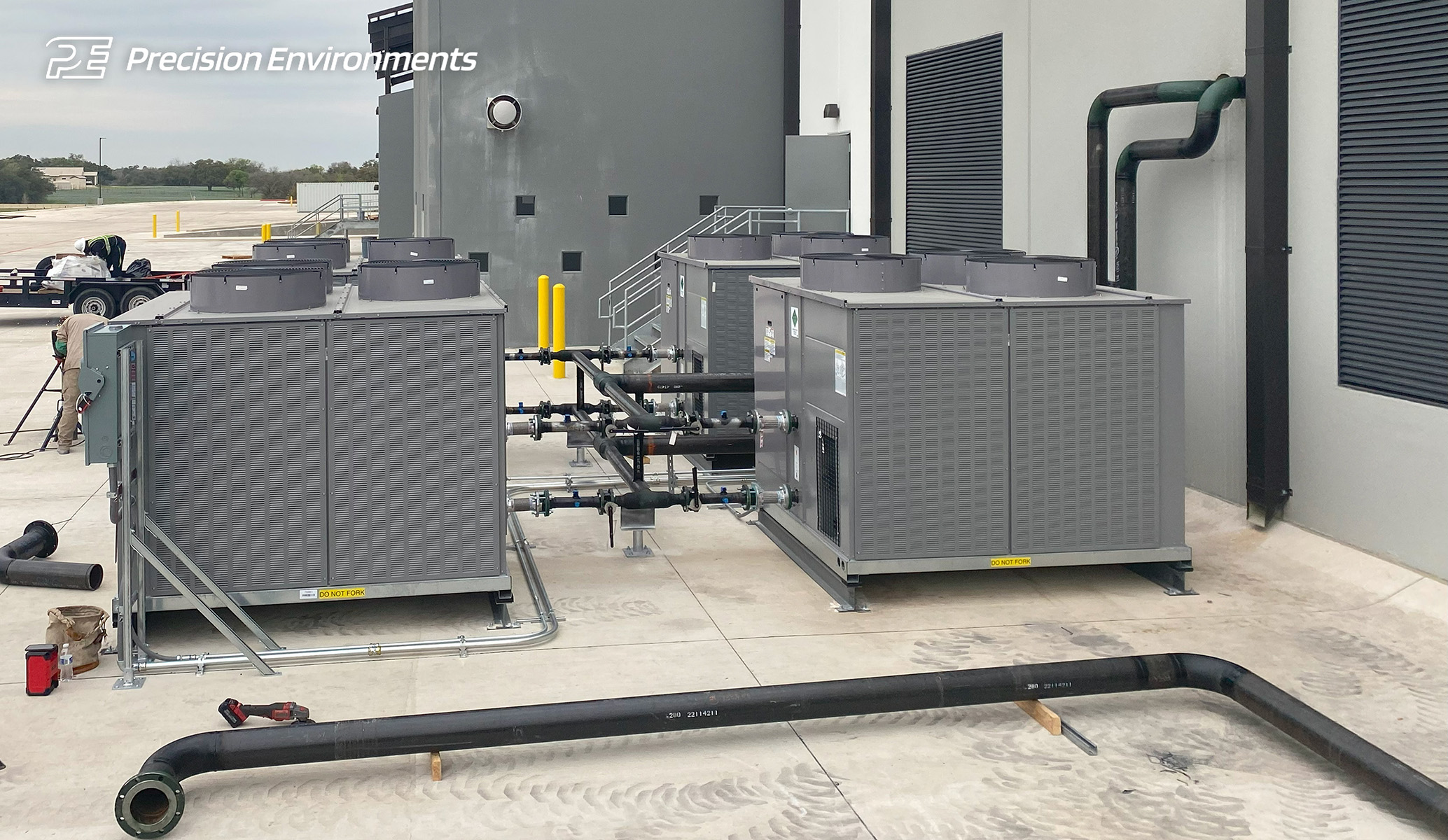 How does a Cleanroom Chilled-Water HVAC system work?
