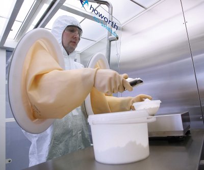 Howorth launches 5D high containment screen
