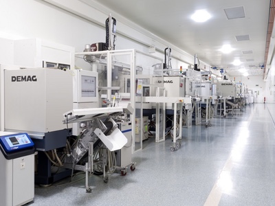 Irish moulder doubles Class 7 cleanroom capacity