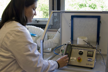 Killing pathogens with cold plasma
