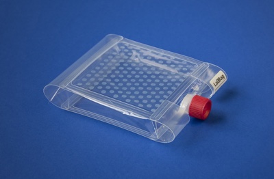 Laboratory in a bag for growing human stem cells 