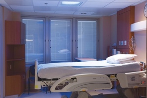 Light fixture kills hospital superbugs