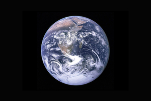 Lockheed Martin opens 20,000 sqft cleanroom for rapid development of small satellites