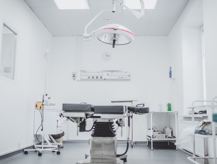 Medical Microinstruments expands with new robotics cleanroom