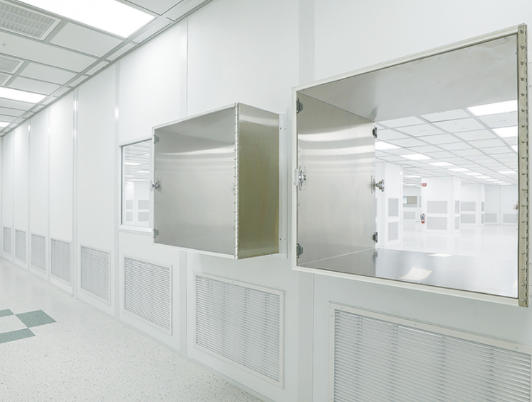 Modulus Cleanrooms finishes 900 HEPA filter electronics cleanroom