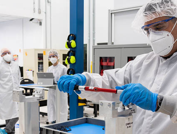 NASA practices VIPER moon rover assembly in new cleanroom