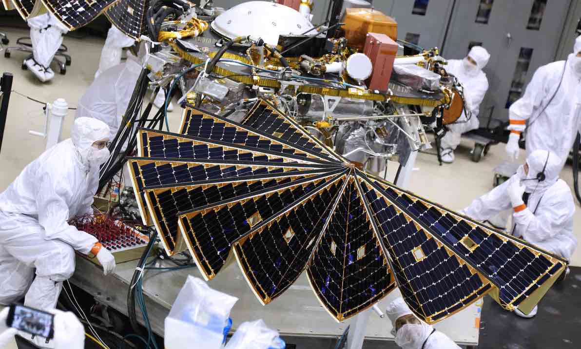 NASA's InSight passes solar wing test