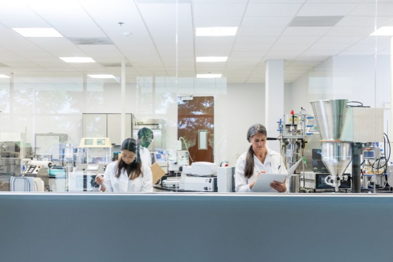 Opinion: Giving SMEs the power to address their cleanroom workforce problems