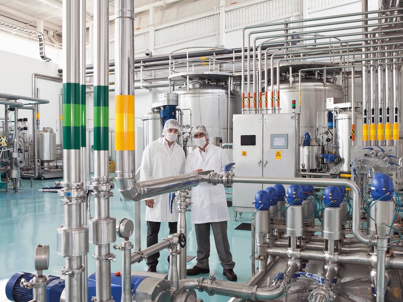 Pharmaceuticals and food: same hygienic principles, different execution