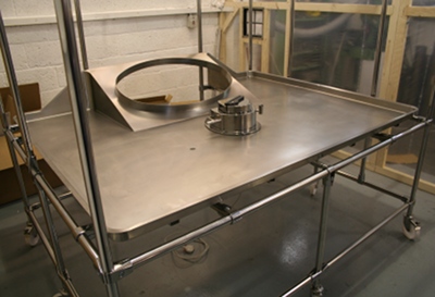 Pharminox wins pharmaceutical isolator order  