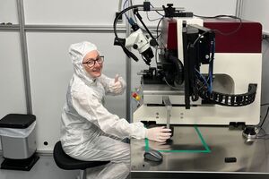 Photonics startup expands cleanroom to increase production of AR light engines