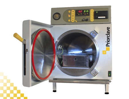 Priorclave benchtop autoclaves have legs