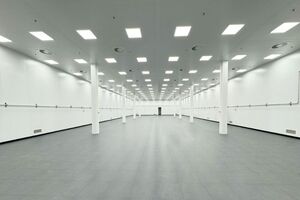 ProCleanroom installs cleanroom for semiconductor industry