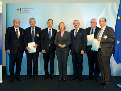 Research Fab Microelectronics Germany launches