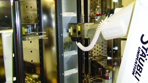 RIVA system compounds sterile preparations with minimal contamination