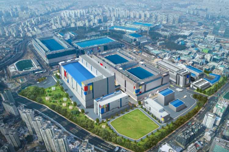 Samsung breaks ground on new semiconductor line
