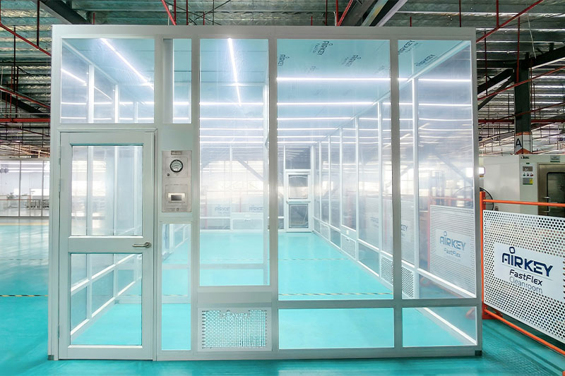 Space-saving Today, expandable tomorrow: Airkey's future-ready cleanroom for Spanish customer