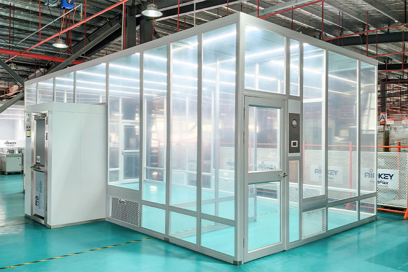 Space-saving Today, expandable tomorrow: Airkey's future-ready cleanroom for Spanish customer