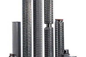 Stainless steel filter delivers dry culinary grade steam