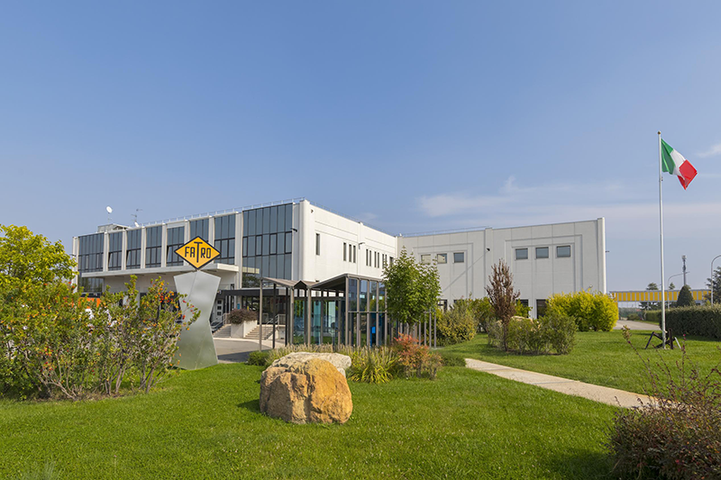 Steriline's Robotic Solution to process Fatro's small batches of single-dose PFSs for veterinary vaccines