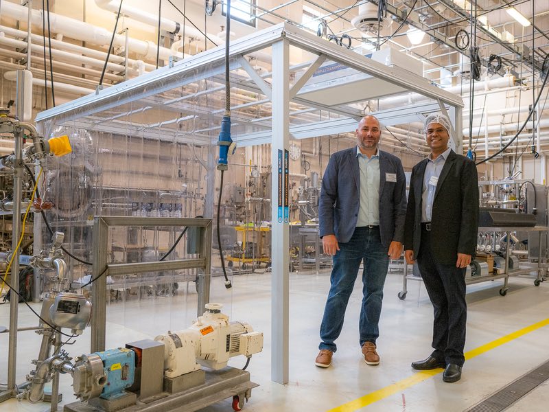 Subzero Engineering donates SIS 212 cleanroom to Purdue University