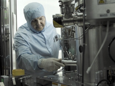 SuperFab at Royal Holloway opens for business in the UK