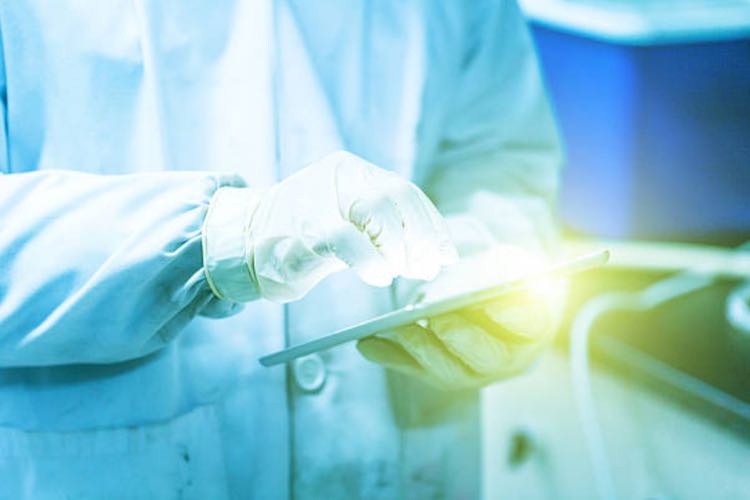 Tablet PCs in cleanrooms: Pros and cons