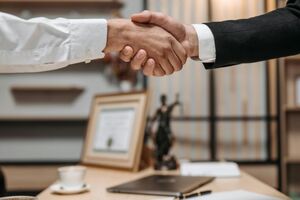 Thai Uni signs cleanroom monitoring MOU with Lighthouse Worldwide Solutions