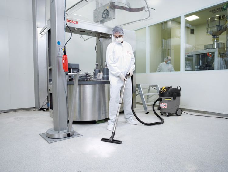 The details of dust extraction in controlled environments
