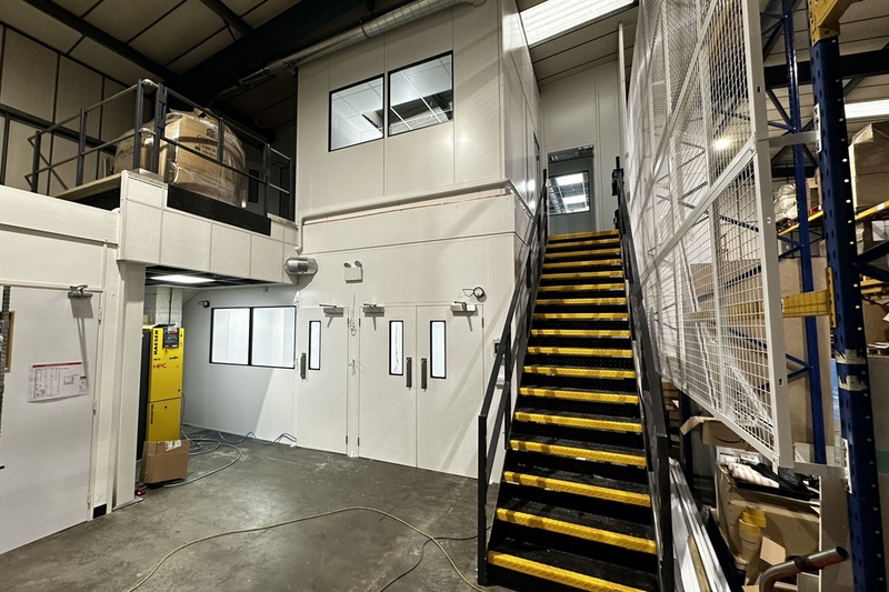 Sovereign Commercial Installations builds ISO Class 7 medical device cleanroom