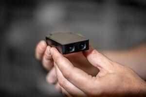 UK company makes anti-static bar even smaller